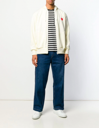 Sweat zippé à capuche avec coeur...