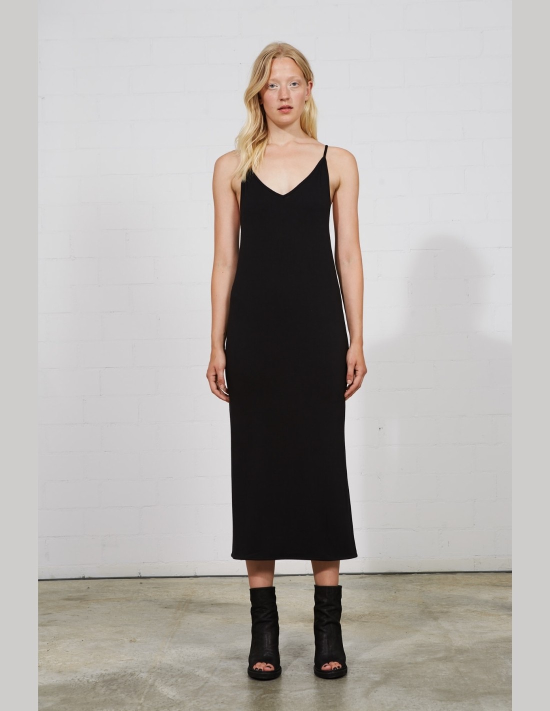 robe longue noire bretelles