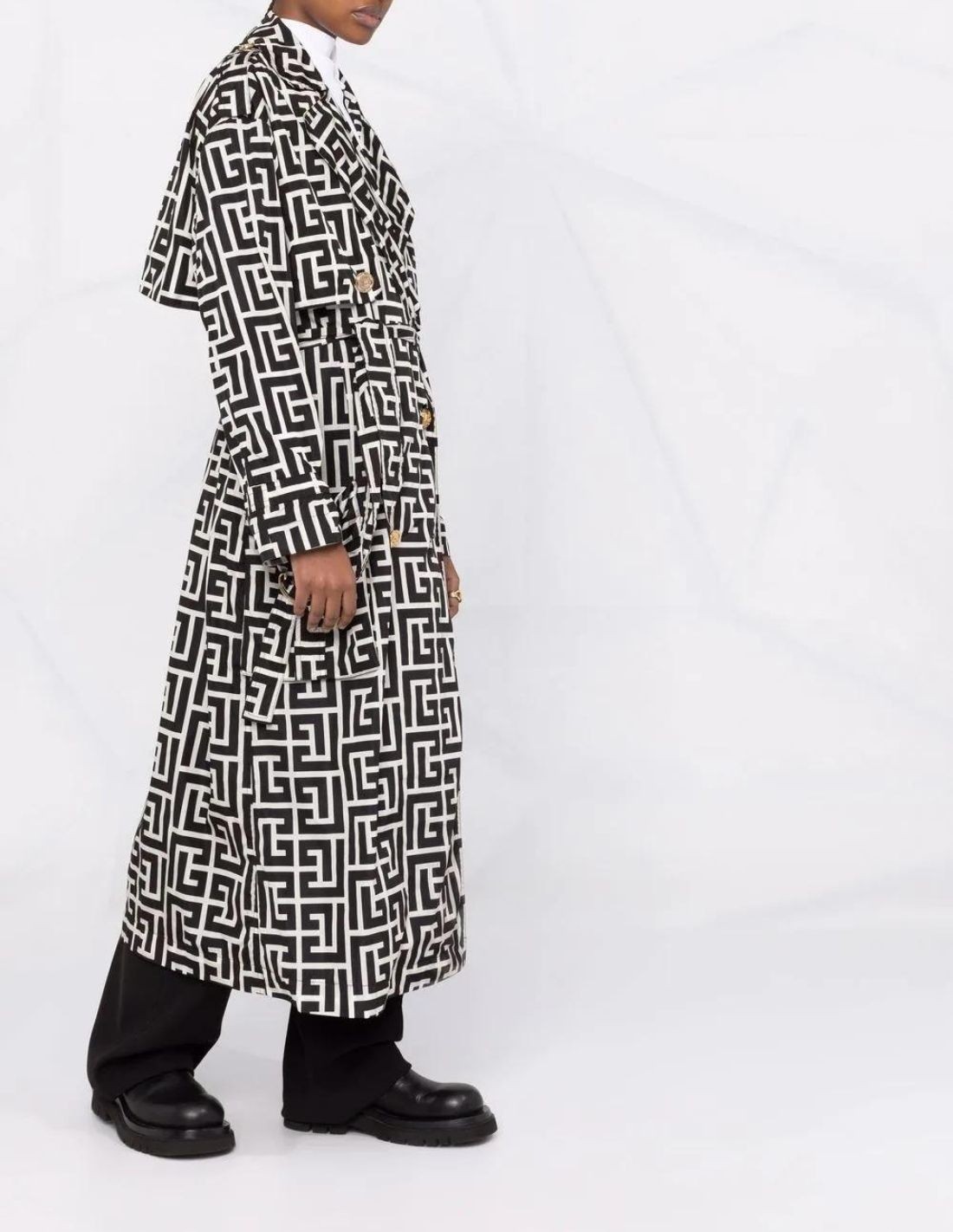Femme Vêtements Manteaux Imperméables et trench coats Trench coat à imprimé monogramme Balmain en coloris Noir 