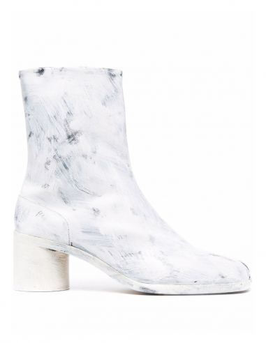 MAISON MARGIELA "Tabi" painted heeled ankle boots in white - Fall/ Winter 2023