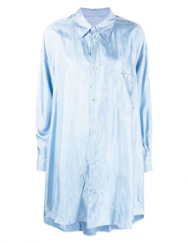 Robe chemise MM6 en satin bleu ciel automne-hiver 2023-2024